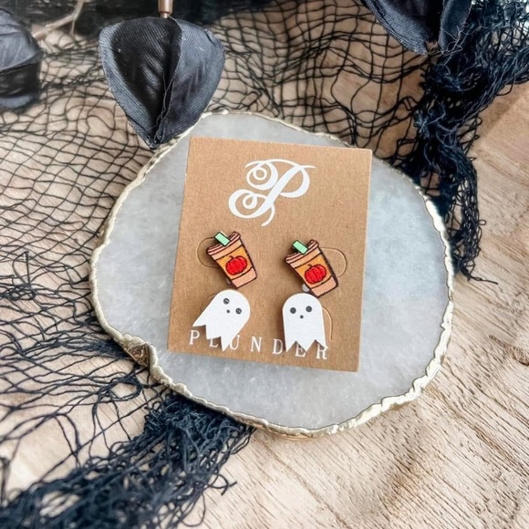 NEW Lil’ Miss Boo Earring Set 👻🎃 - Picture 5 of 5